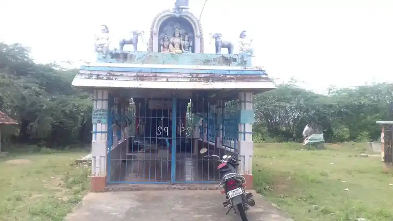 Arulmigu Karugal Karuppanasamy Kalanithalam Ayyanar Temple, Voothinipatti - 625106 அருள்மிகு கருகல் கருப்பணசுவாமி கோயில், ஊதினிபட்டி - 625106, Madurai - Ancient Temple Architecture and History Image 2