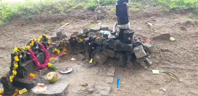 Arulmigu Karukanchi Ammacyar Temple, Kovilankulam - 625514 அருள்மிகு கருக்காஞ்சி அம்மச்சியார் திருக்கோயில், Kovilankulam - 625514, Madurai - Ancient Temple Architecture and History Image 3