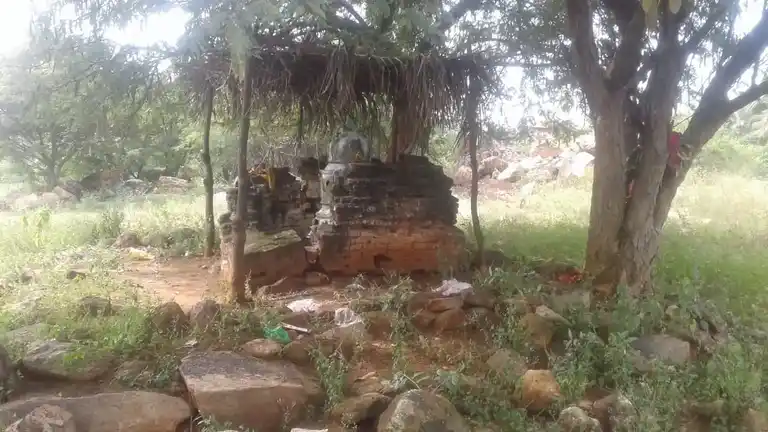 Arulmigu Karukkankaatu Mariamman Temple, Adaiyur - 636501 அருள்மிகு கருக்கங்காட்டு மாரியம்மன் திருக்கோயில், Adaiyur - 636501, Salem - Ancient Temple Architecture and History Image 3