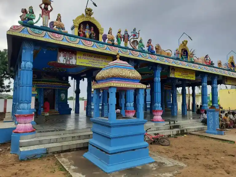 Arulmigu Karukurithiamman Temple, Centre Of The Village, Mugathuvarakuppam - 601204 Temple