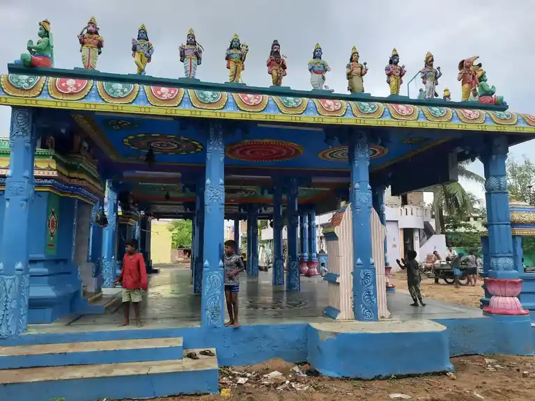 Arulmigu Karukurithiamman Temple, Centre Of The Village, Mugathuvarakuppam - 601204 Arulmigu Karukurithiamman Temple, Centre Of The Village, Mugathuvarakuppam - 601204, Tiruvallur - Ancient Temple Architecture and History Image 2