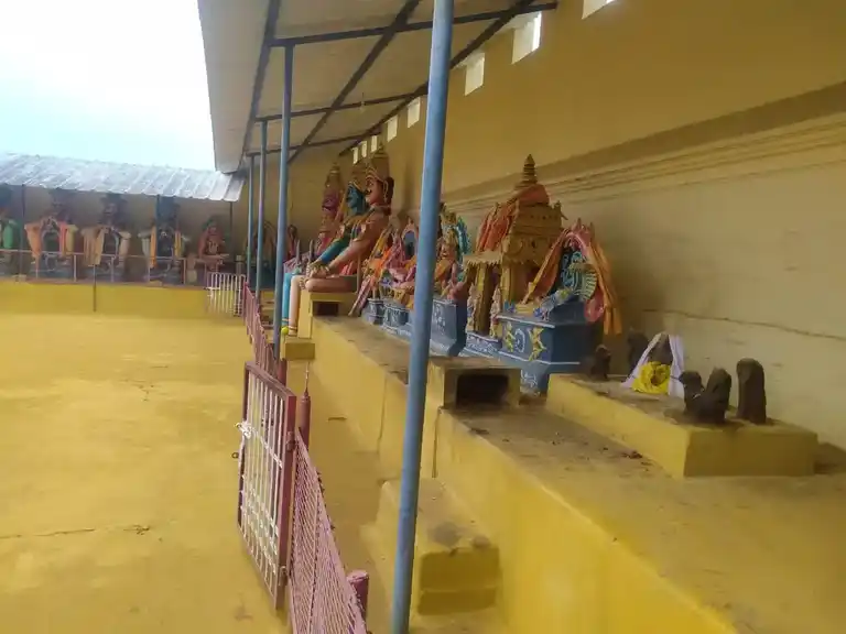 Arulmigu Karumalai Andavar Temple, Puthupalayam Mayilambadi - 638501 அருள்மிகு கருமலையாண்டவர் திருக்கோயில், புதுப்பாளையம் மைலம்பாடி - 638501, Erode - Ancient Temple Architecture and History Image 2