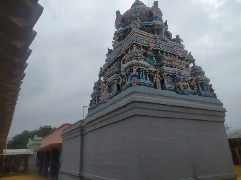 Arulmigu Karumalai Andavar Temple, Puthupalayam Mayilambadi - 638501 அருள்மிகு கருமலையாண்டவர் திருக்கோயில், புதுப்பாளையம் மைலம்பாடி - 638501, Erode - Ancient Temple Architecture and History Image 3