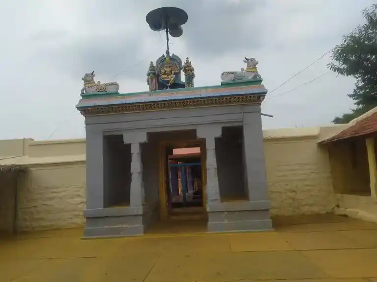 Arulmigu Karumalai Andavar Temple, Puthupalayam Mayilambadi - 638501 அருள்மிகு கருமலையாண்டவர் திருக்கோயில், புதுப்பாளையம் மைலம்பாடி - 638501, Erode - Ancient Temple Architecture and History Image 6