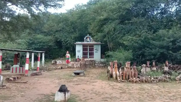Arulmigu Karumalaiudayar Temple, Marungapuri - 621305 Temple