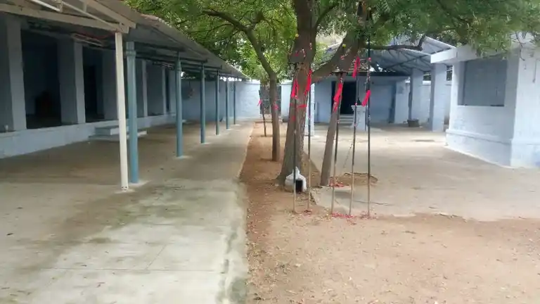 Arulmigu Karumalayan Temple, Pavalathampalayam - 638002 அருள்மிகு கருமலையான் திருக்கோயில், Pavalathampalayam - 638002, Erode - Ancient Temple Architecture and History Image 2