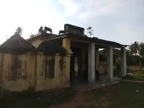 Arulmigu Karumbaeram Konda Ayyanar Temple, Pasupathi Koil - 614206 அருள்மிகு கரும்பாயிரம்கொண்ட அய்யனார் திருக்கோயில், Pasupathi Koil - 614206, Thanjavur - Ancient Temple Architecture and History Image 5