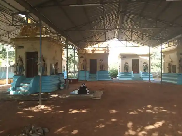 Arulmigu Karumbai Karuvelliakkia Karumalai Iyyan Sastha Temple, Eazhuchattupathu, Kottarm - 629702 அருள்மிகு கரும்பை கருவெள்ளியாக்கிய கருமலைஐயன் சாஸ்தா திருக்கோயில், Eazhuchattupathu, Kottarm - 629702, Kanyakumari - Ancient Temple Architecture and History Image 3