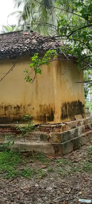 Arulmigu Karumbairamoorthy Iyyanar Temple, Karupur 19-1 - 610101 Arulmigu Karumbairamoorthy Iyyanar Temple, Karupur 19-1, Karupur 19-1 - 610101, Thiruvarur - Ancient Temple Architecture and History Image 3