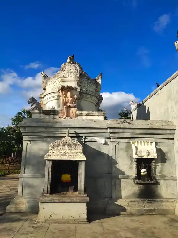Arulmigu Karumbaneeswarar Temple, Nallur - 603109
