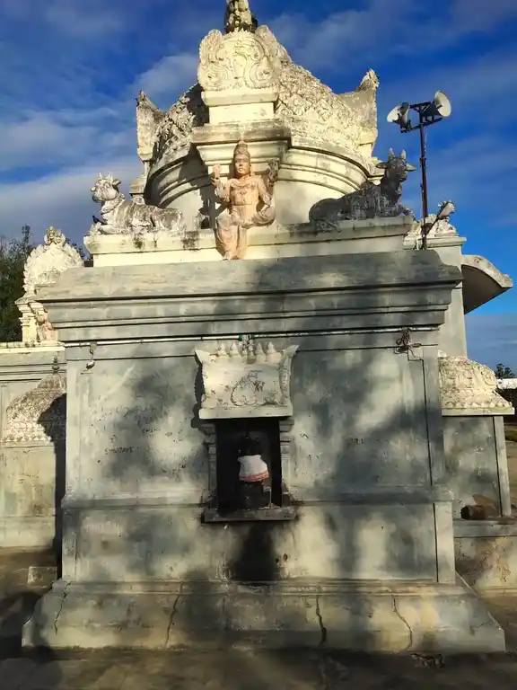 Arulmigu Karumbaneeswarar Temple, Nallur - 603109 அருள்மிகு கரும்பாணீஸ்வரர் திருக்கோயில், Nallur - 603109, Kancheepuram - Ancient Temple Architecture and History Image 4