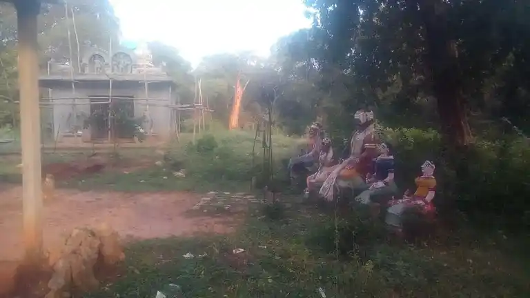 Arulmigu Karumbayiram Konda Ayyanar Temple, Senthurai - 621714 அருள்மிகு கரும்பாயிரம் திருக்கோயில், Senthurai - 621714, Ariyalur - Ancient Temple Architecture and History Image 4