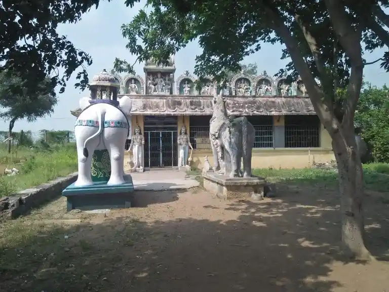 Arulmigu Karumbayiram Konda Ayyanar Temple, Thalavay - 621730 அருள்மிகு கரும்பாயிரம் கொண்ட அய்யனார் திருக்கோயில், Thalavay - 621730, Ariyalur - Ancient Temple Architecture and History Image 3