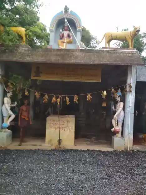 Arulmigu Karumbayiram Konda Iyyannar Temple, Ko-Movidanthal - 606002 அருள்மிகு கரும்பாயிரம் கொண்ட அய்யனார் கோயில், Ko-Movidanthal - 606002, Cuddalore - Ancient Temple Architecture and History Image 4