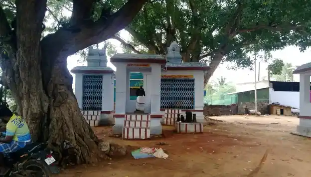 Arulmigu Karumeni Sastha Temple, Piriviri Suriyan - 627109 Arulmigu Karumeni Sastha Temple, Piriviri Suriyan, Piriviri Suriyan - 627109, Tirunelveli - Ancient Temple Architecture and History Image 2