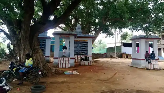 Arulmigu Karumeni Sastha Temple, Piriviri Suriyan - 627109 Arulmigu Karumeni Sastha Temple, Piriviri Suriyan, Piriviri Suriyan - 627109, Tirunelveli - Ancient Temple Architecture and History Image 4
