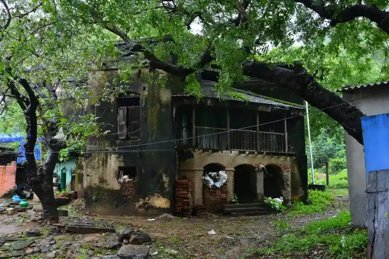 Arulmigu Karunaanantha Swamykal Madam, Thirukalukundram - 603109 அருள்மிகு கருணாநந்த சுவாமிகள் மடம், Thirukalukundram - 603109, Chengalpattu - Ancient Temple Architecture and History Image 2