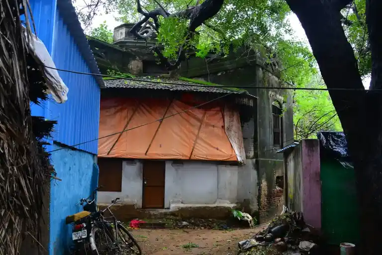 Arulmigu Karunaanantha Swamykal Madam, Thirukalukundram - 603109 அருள்மிகு கருணாநந்த சுவாமிகள் மடம், Thirukalukundram - 603109, Chengalpattu - Ancient Temple Architecture and History Image 4