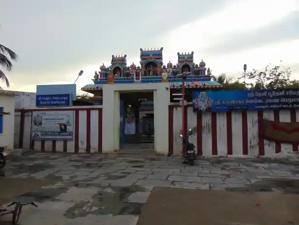 Arulmigu Karunagara Vengatramana Perumal Temple, Karuvalur, Avinashi - 641670 Arulmigu Karunagara Vengatramana Perumal Temple, Karuvalur, Karuvalur - 641670, Tiruppur - Ancient Temple Architecture and History Image 8
