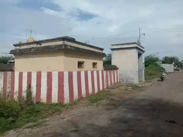 Arulmigu Karunagarar Temple, Karunagarar Templearea, Periyakarumbur - 631209 Arulmigu Karunagarar Temple, Karunagarar Templearea, Periyakarumbur - 631209, Tiruvallur - Ancient Temple Architecture and History Image 4