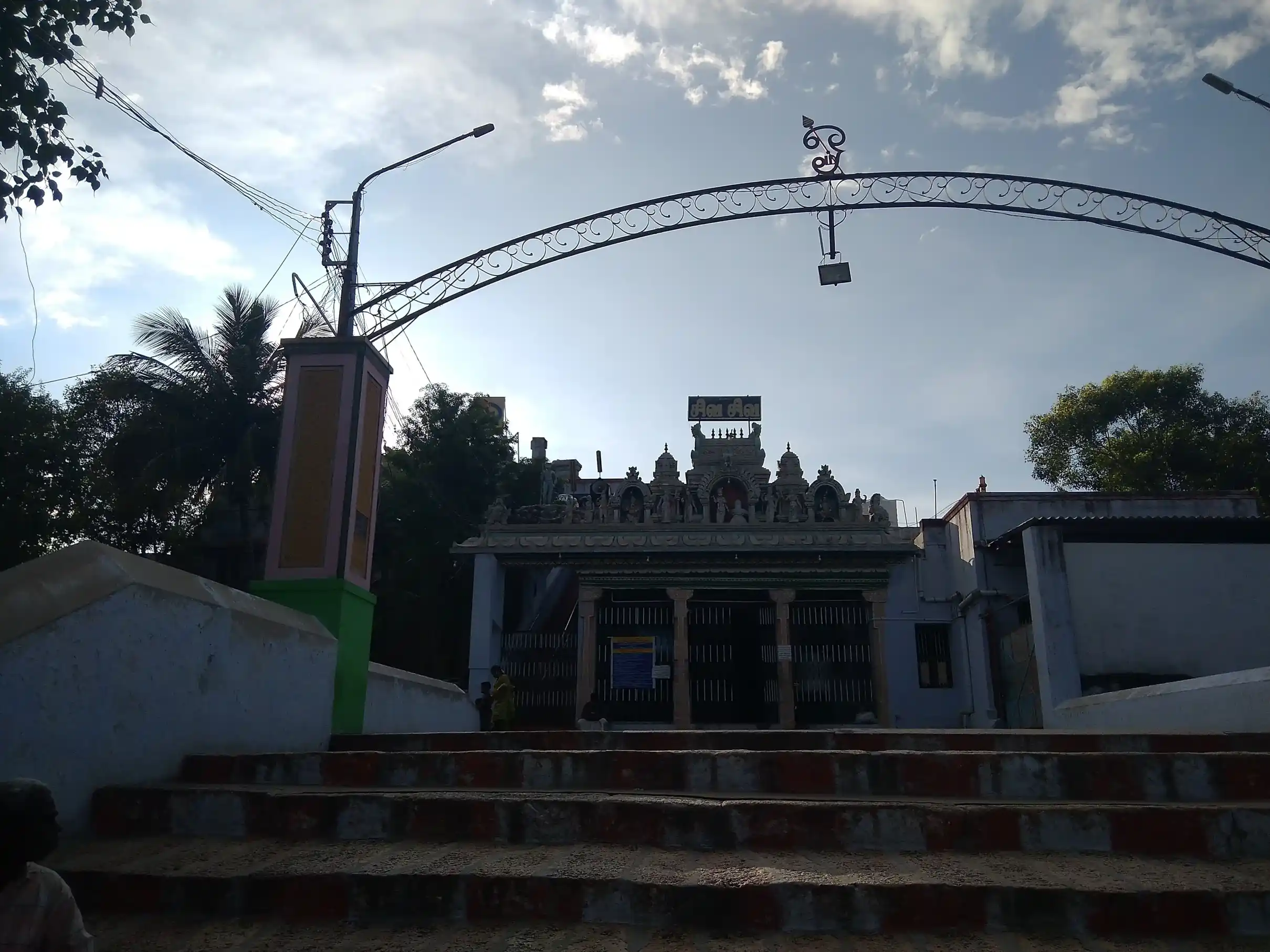 Arulmigu Karunellinatha Swamy Temple, Thiruthangal - 626130 அருள்மிகு கருநெல்லிநாதசுவாமி திருக்கோயில், Thiruthangal - 626130, Virudhunagar - Ancient Temple Architecture and History Image 3