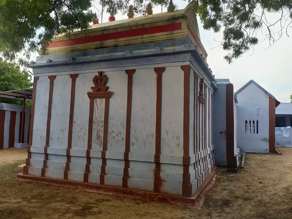 Arulmigu Karungukaliamman Temple, Kulasekarapattanam - 628206