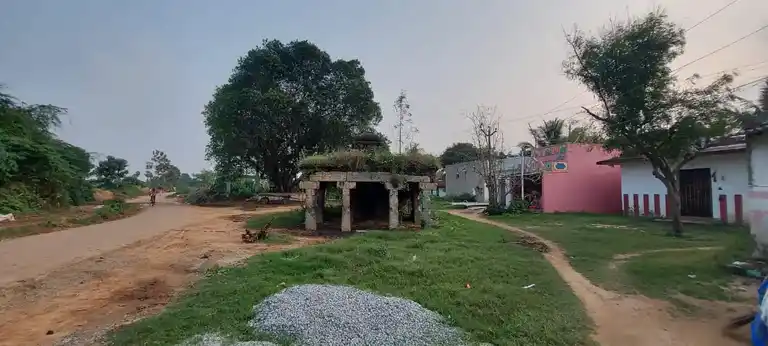 Arulmigu Karunigar Pillaiyar Temple, Thirumalpur - 631051 அருள்மிகு கருணிகர் பிள்ளையார் திருக்கோயில், திருமால்பூர் - 631051, Ranipet - Ancient Temple Architecture and History Image 3