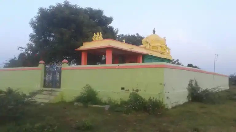 Arulmigu Karunkarudaiya Ayyanar Temple, Saththanur - 623706