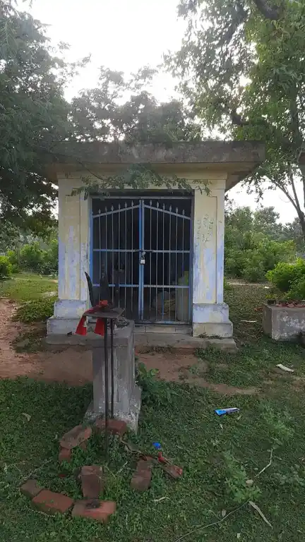 Arulmigu Karupanar Temple, Utkottai - 621901 அருள்மிகு கருப்பணார் திருக்கோயில், Utkottai - 621901, Ariyalur - Ancient Temple Architecture and History Image 2