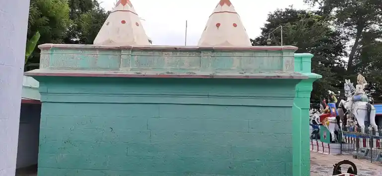 Arulmigu Karupanasamy Temple, Madakulam - 625003 கருப்பணசாமி திருக்கோயில், Madakulam - 625003, Madurai - Ancient Temple Architecture and History Image 2