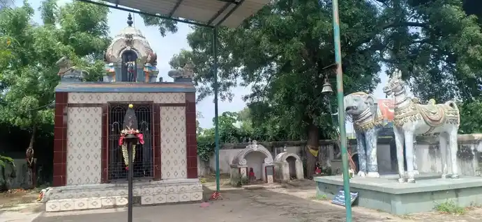Arulmigu Karupanaswami Temple, Onbathuvelli - 613104 Temple