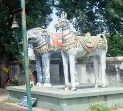 Arulmigu Karupanaswami Temple, Onbathuvelli - 613104 Arulmigu Karupanaswami Temple, Onbathuvelli - 613104, Thanjavur - Ancient Temple Architecture and History Image 2