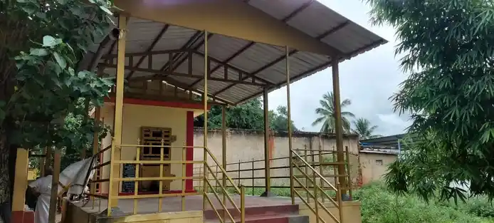 Arulmigu Karupanna Swamy Temple, Cumbum - 625516 அருள்மிகு கருப்பணசாமி திருக்கோயில், Cumbum - 625516, Theni - Ancient Temple Architecture and History Image 2