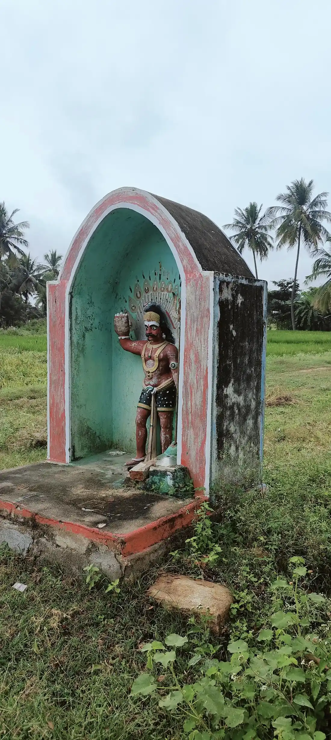 Arulmigu Karupanna Swamy Temple, Padiyur - 624005 அருள்மிகு கருப்பணசாமி கோயில், Padiyur - 624005, Dindigul - Ancient Temple Architecture and History Image 2