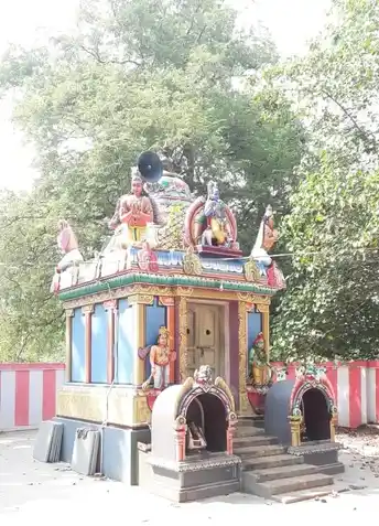 Arulmigu Karupannasswami Temple, Asur - 0 Arulmigu Karupannasswami Temple, அசூர் - 0, Thanjavur - Ancient Temple Architecture and History Image 3