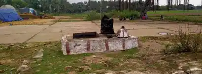 Arulmigu Karupannaswamy Temple, Kalaiyamputhur - 624615 அருள்மிகு கருப்பணசுவாமி தி/கோ, கலையம்புத்துhர், பழநி வட்டம் சுவாமி, Kalaiyamputhur - 624615, Dindigul - Ancient Temple Architecture and History Image 4