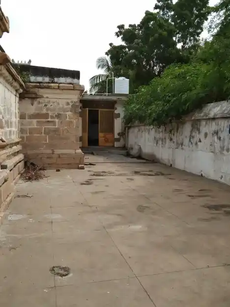 Arulmigu Karupannaswamy Temple, Keelaperungavur - 621112 அருள்மிகு கருப்பண்ணசாமி திருக்கோயில், கீழபெருங்காவூர் - 621112, Thiruchirappalli - Ancient Temple Architecture and History Image 4