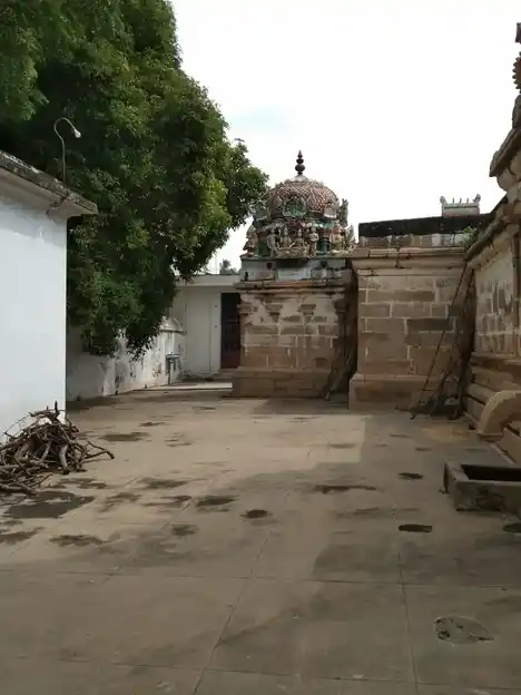 Arulmigu Karupannaswamy Temple, Keelaperungavur - 621112 அருள்மிகு கருப்பண்ணசாமி திருக்கோயில், கீழபெருங்காவூர் - 621112, Thiruchirappalli - Ancient Temple Architecture and History Image 5