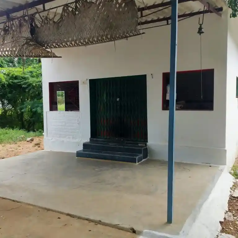 Arulmigu Karuparayasamytemple, Polanayaganpalayam, Polanayaganpalayam - 638116 அருள்மிகு கருப்பராயசாமி திருக்கோயில், போலாநாயக்கன்பாளையம், Polanayaganpalayam - 638116, Erode - Ancient Temple Architecture and History Image 2