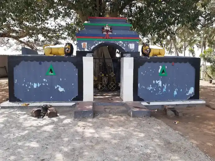 Arulmigu Karuparayaswamy Temple, Munduvelampatti - 644674