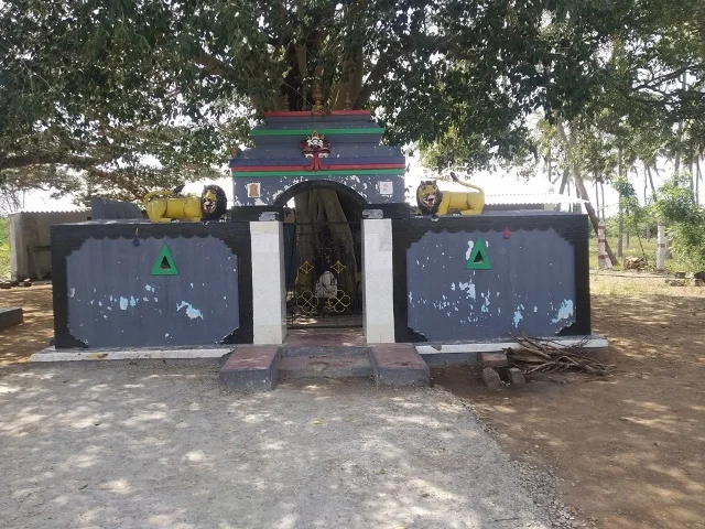 அருள்மிகு கருப்பராயர் திருக்கோயில், முண்டுவேலம்பட்டி - 644674 - Main View