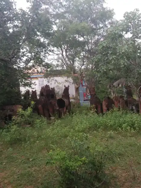 Arulmigu Karupaswamy Temple, Usilambati - 621311 Arulmigu Karupaswamy Temple, Usilambati - 621311, Thiruchirappalli - Ancient Temple Architecture and History Image 4