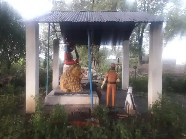 Arulmigu Karuppaiyasami Temple, Chetti Eri Near, Sathanur Kudikadu - 621106 Arulmigu Karuppaiyasami Temple, Chetti Eri Near, Sathanur Kudikadu - 621106, Perambalur - Ancient Temple Architecture and History Image 3