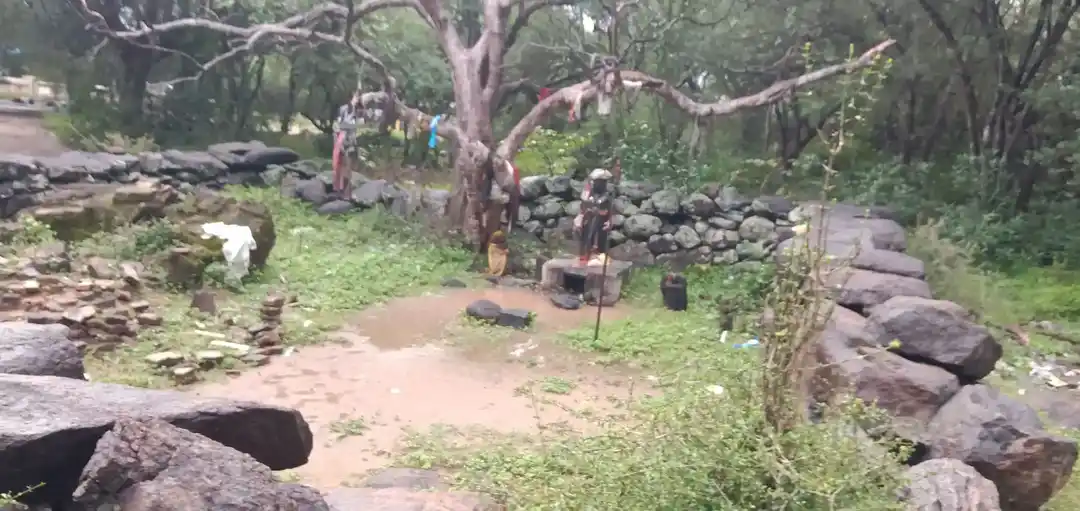 Arulmigu Karuppanar Temple, Magarur - 606107