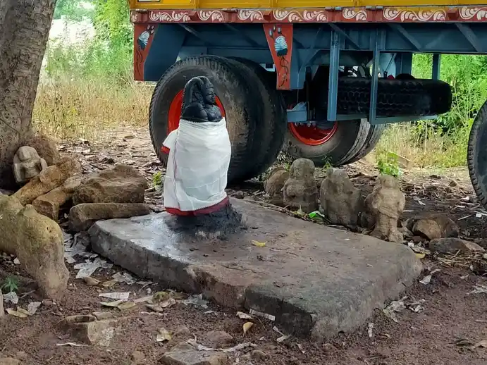 Arulmigu Karuppanar Temple, Periyavenmani - 621704 Arulmigu Karuppanar Temple, Periyavenmani - 621704, Perambalur - Ancient Temple Architecture and History Image 2