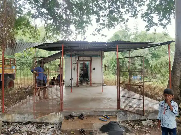 Arulmigu Karuppanar Temple, Periyavenmani - 621704 Arulmigu Karuppanar Temple, Periyavenmani - 621704, Perambalur - Ancient Temple Architecture and History Image 4