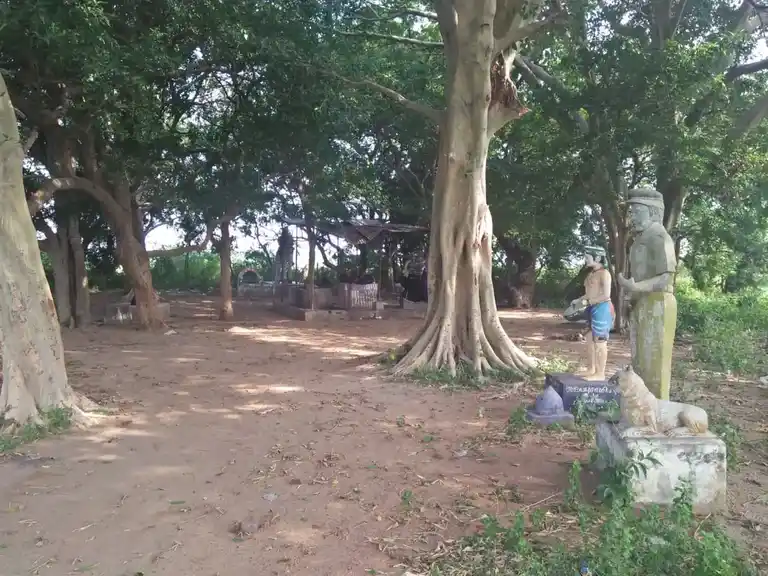 Arulmigu Karuppanar Temple, Thalavay - 621730 அருள்மிகு கருப்பனார் திருக்கோயில், Thalavay - 621730, Ariyalur - Ancient Temple Architecture and History Image 4