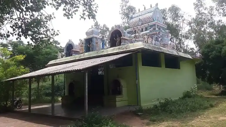 Arulmigu Karuppanar Temple, Thennur - 621805 Arulmigu Karuppanar Temple, தென்னூர் - 621805, Ariyalur - Ancient Temple Architecture and History Image 3