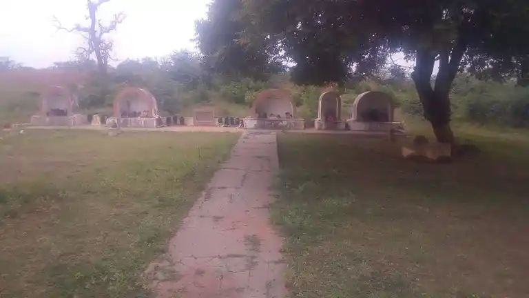 Arulmigu Karuppanar Temple, Vaippam - 621707 அருள்மிகு கருப்பனார் திருக்கோயில், வைப்பம் - 621707, Ariyalur - Ancient Temple Architecture and History Image 4