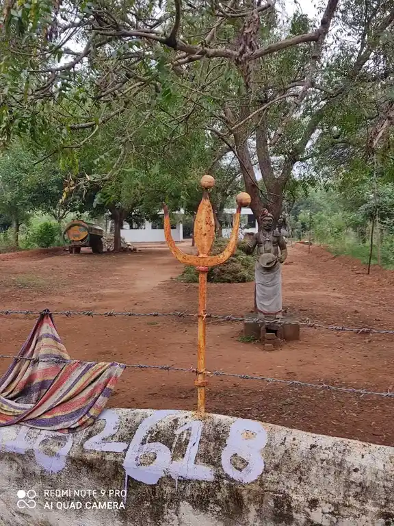 Arulmigu Karuppanar Veeranar Temple, Idaikurichi, Ariyalur - 621801 Arulmigu Karuppanar Veeranar Temple, Idaikurichi, Ariyalur - 621801, Ariyalur - Ancient Temple Architecture and History Image 3